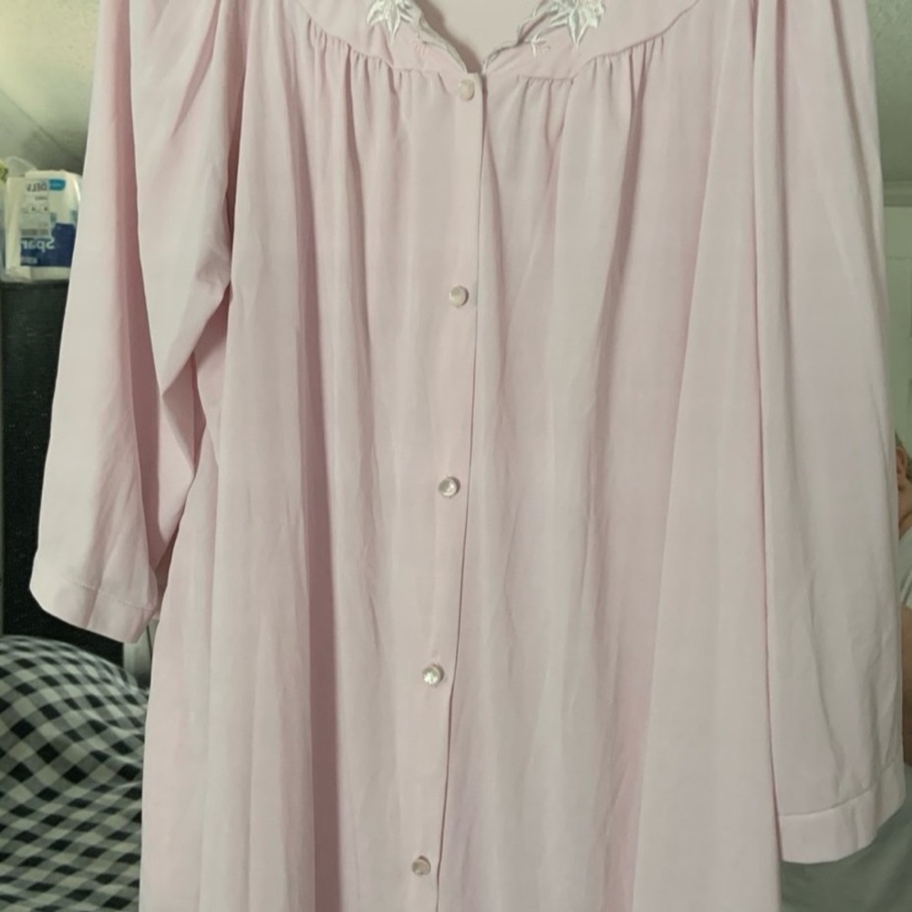 Miss Elaine Light Pink Robe with White Embroidery